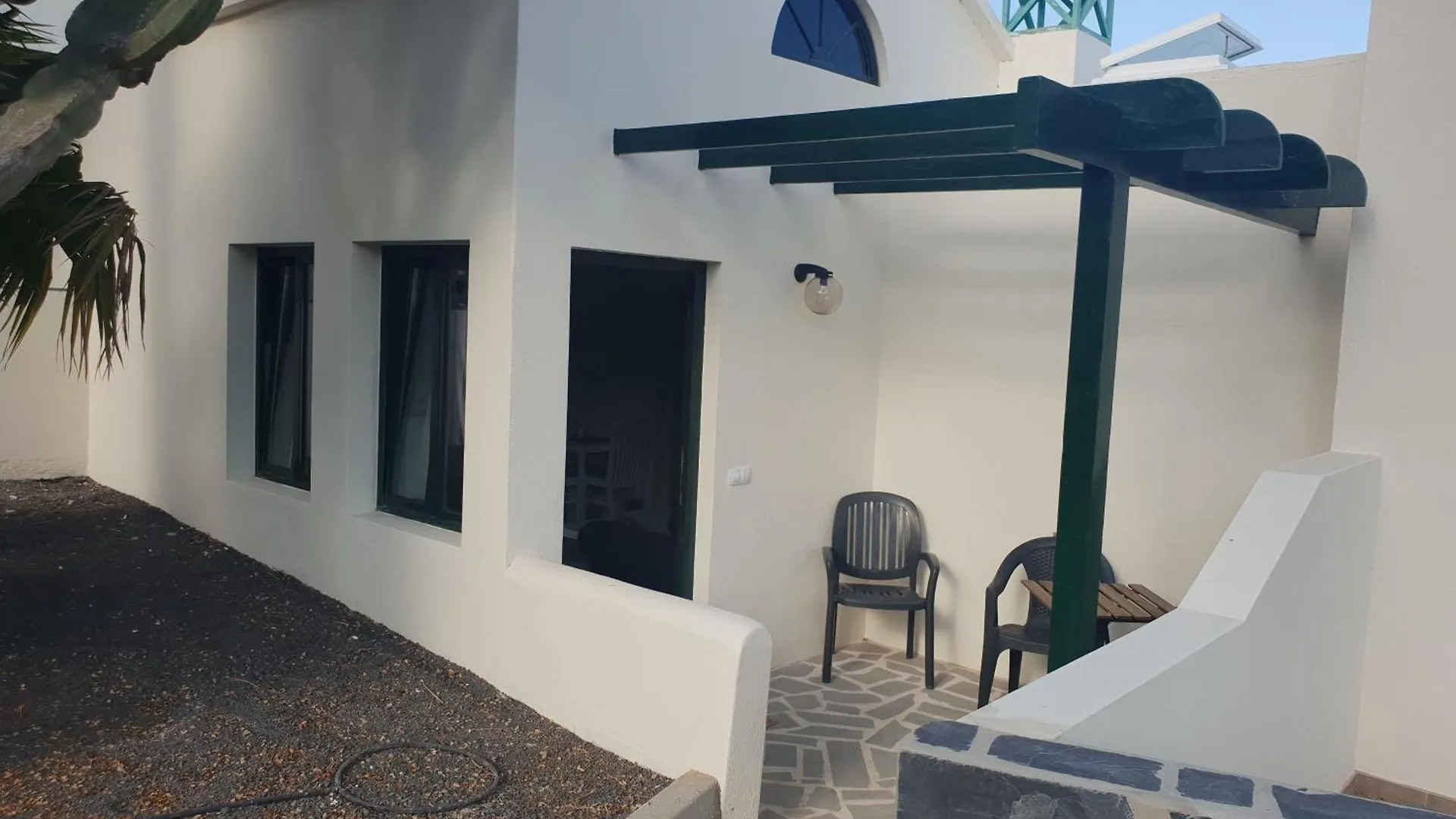 Ruhige Ferienwohnung Fuer 4 Personen Costa Teguise Apartmán